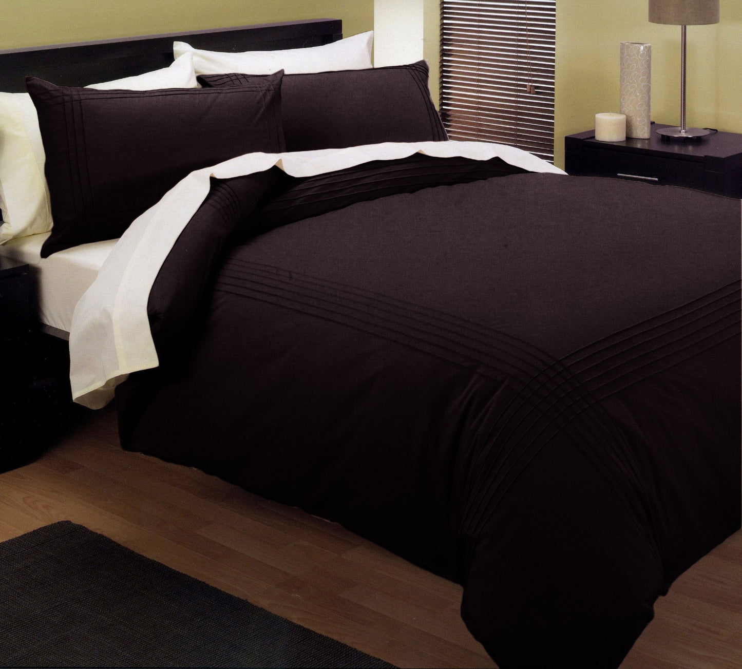 NNEDSZ Pintuck Quilt Cover Set Chocolate King